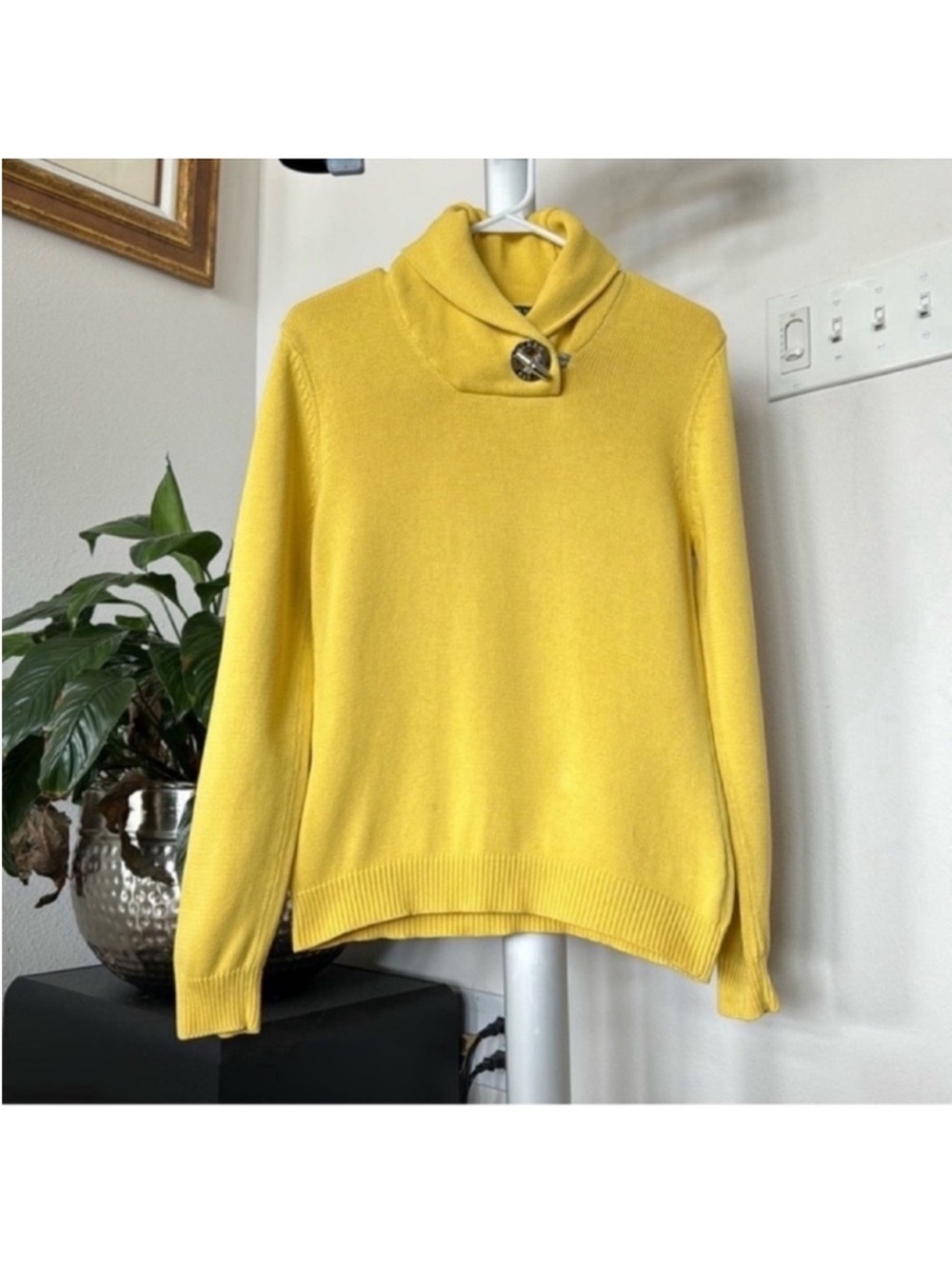Lauren Ralph Lauren Yellow Knit Cotton Sweater Sz M Shawl Silver Logo Button